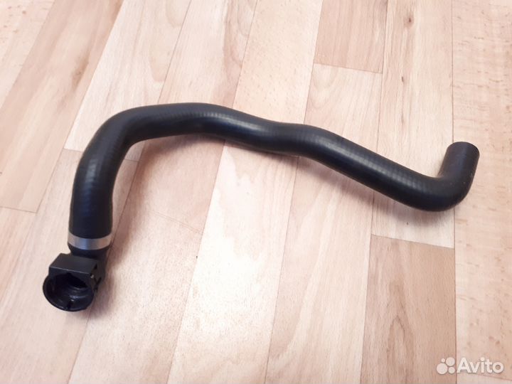 Патрубок охлаждения VW Passat B5+