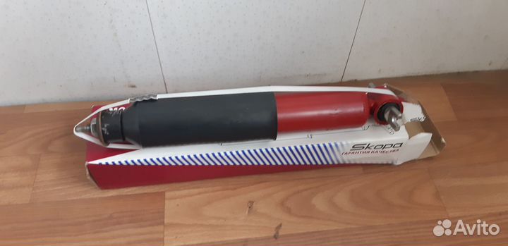 Амортизатор передней подвески Волга