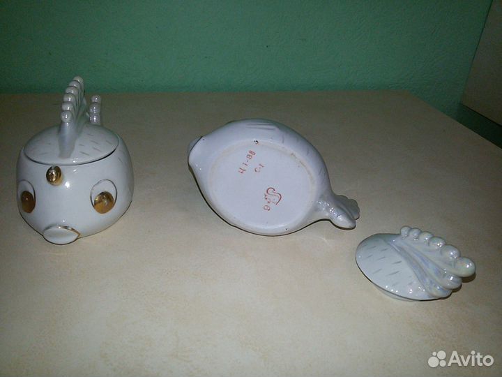 Шкатулки, икорница. Фарфор рыбки