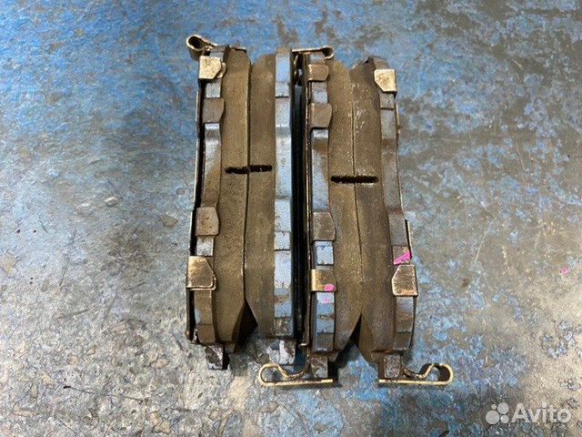 Колодки тормозные передние Nissan Teana J32