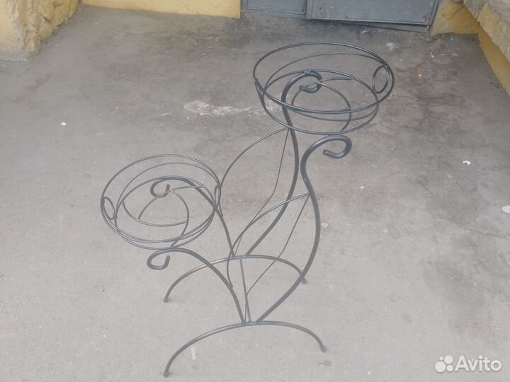 Подставка для цветов