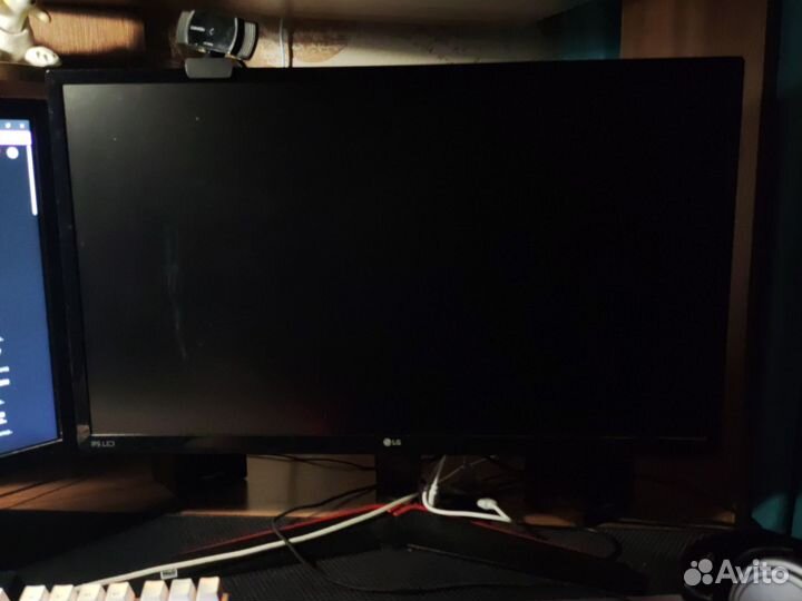 Монитор LG 24 дюйма