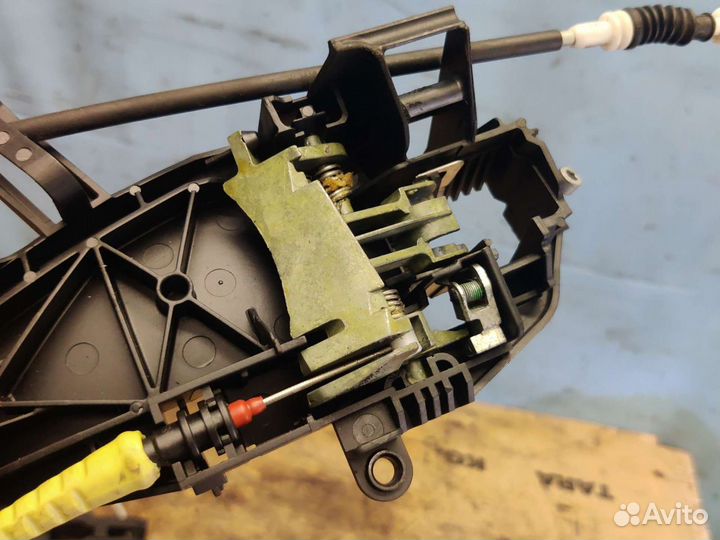 Кронштейн ручки задней правой двери BMW X5 E70