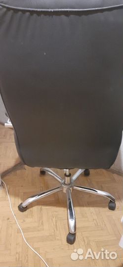 Компьютерное кресло