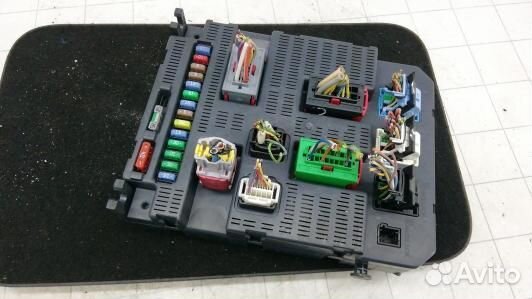 Блок комфорта peugeot 308 1 (93E30M301)