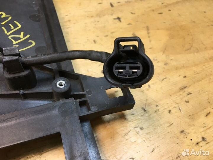 Диффузор радиатора Mazda Premacy crew lfve 2008