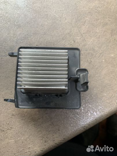 Резистор печки Реостат Nissan X-trail T32