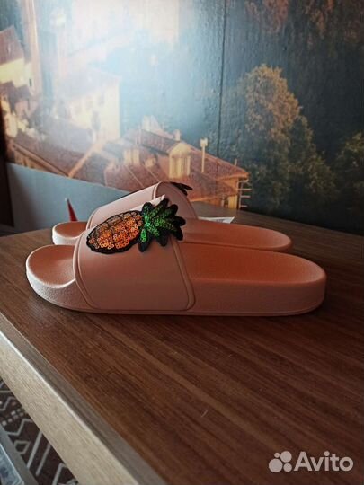 Шлепки женские
