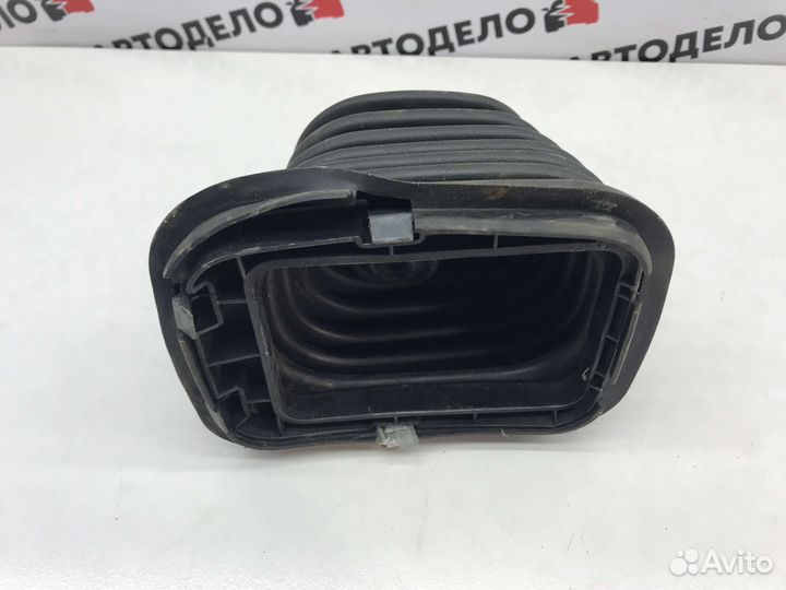 Кожух ручки кпп Daihatsu Gran Move 2000 г.в