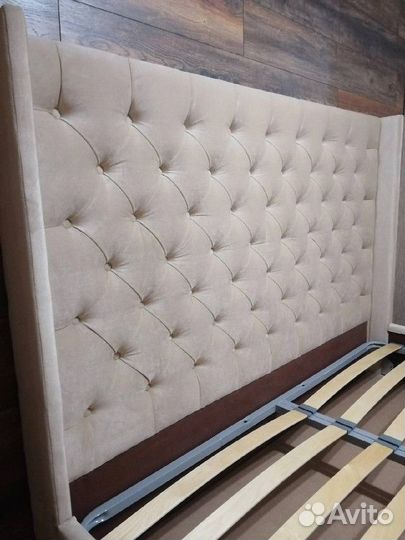 Кровать двухспальная. Бесплатная доставка