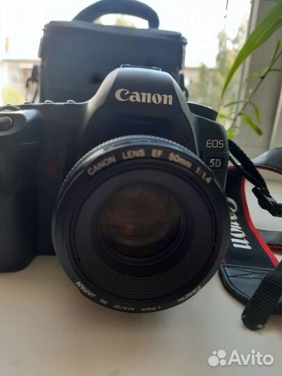 Зеркальный фотоаппарат canon 5d
