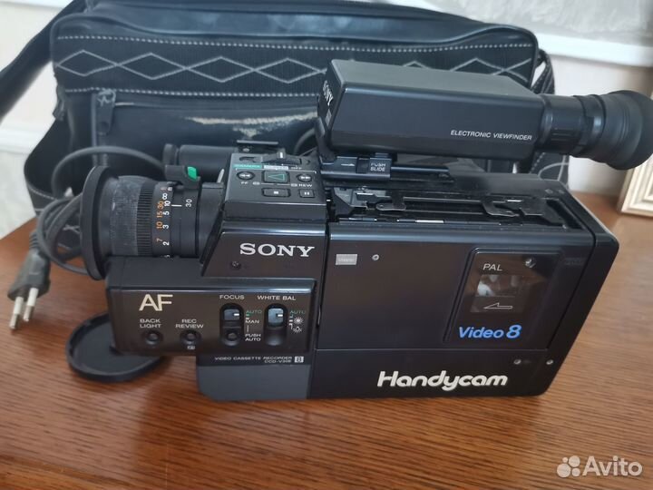Видеокамера sony handycam