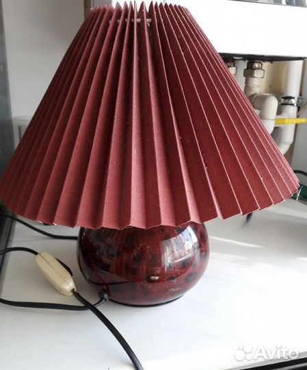 Лампа настольная