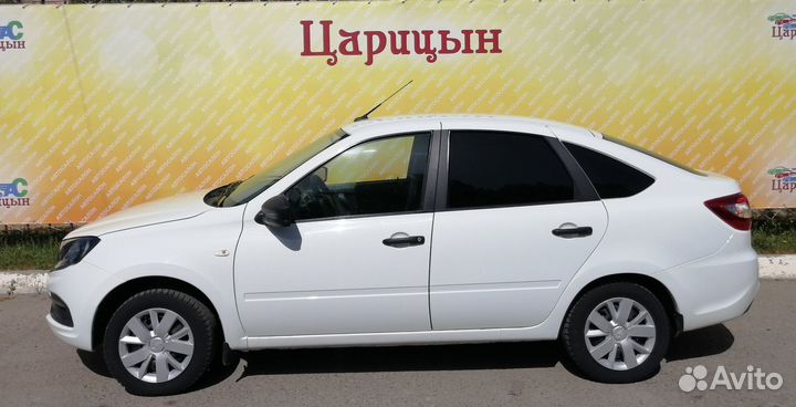 LADA Granta 1.6 МТ, 2019, 67 100 км