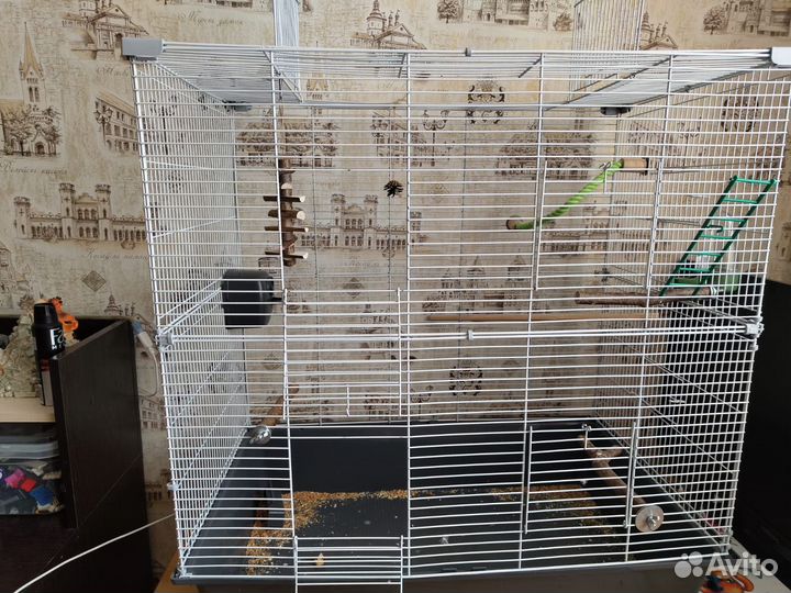 Клетка для попугаев