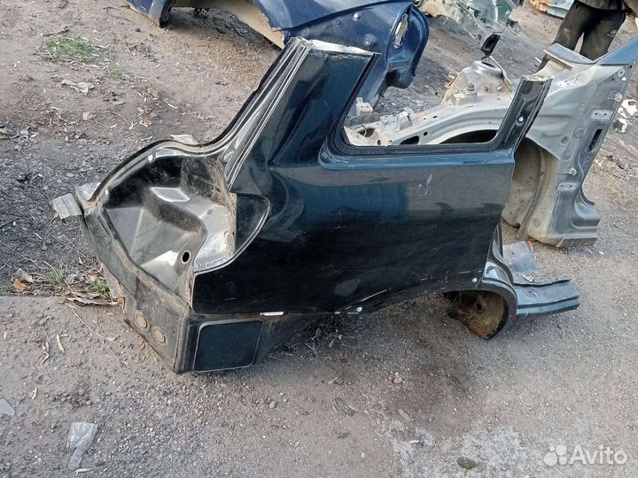 Крыло Задний правый Mitsubishi outlander 1