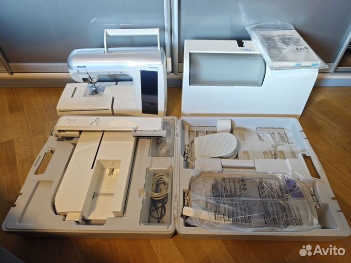 Швейно-вышивальная машина Brother nv4000
