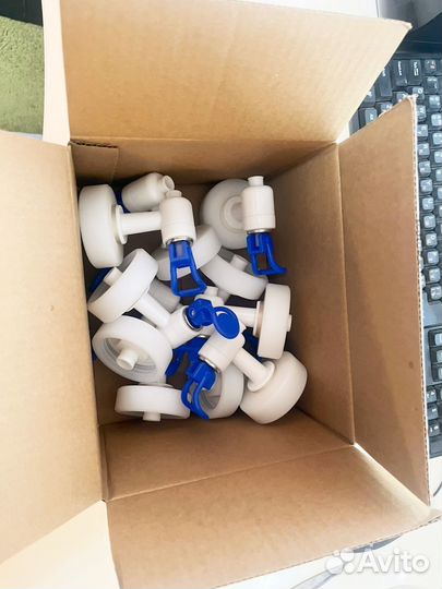 Краны в сборе бу 10 штук
