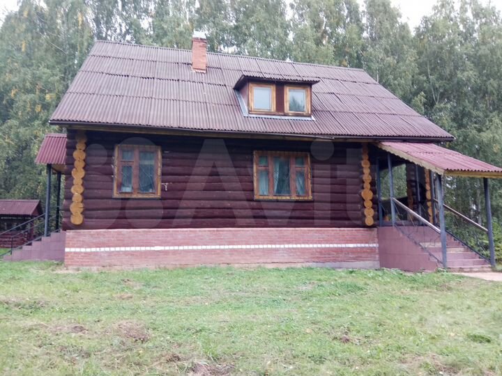 Коттедж 200 м² на участке 70 сот.