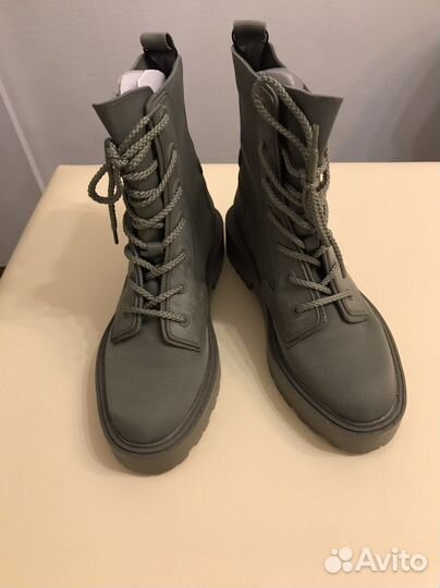 Новые Ботинки Zara