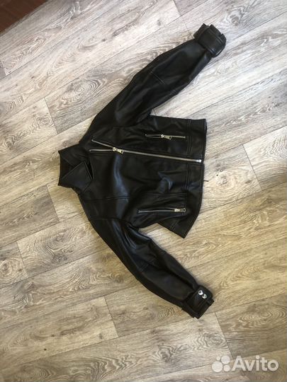 Куртка женская mango