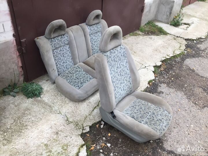 Сиденье переднее правое и заднее Chery Amulet A15