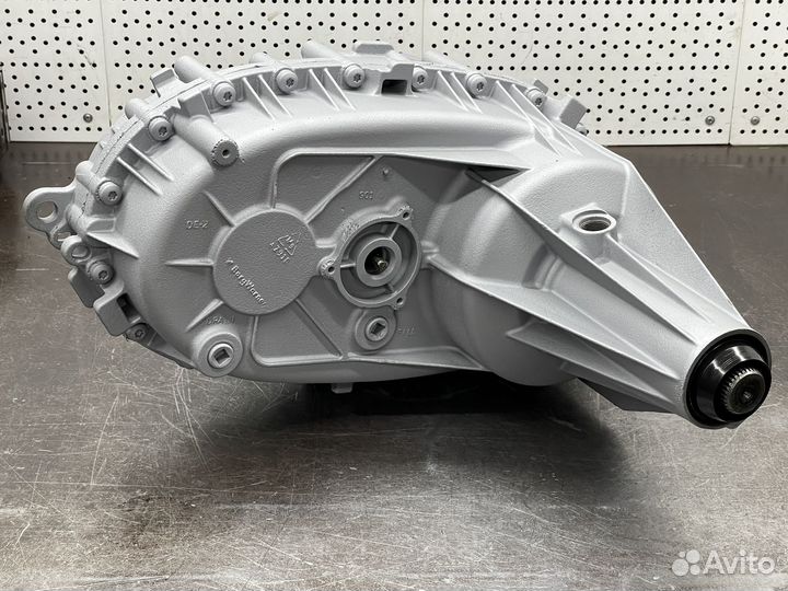 Раздаточная коробка Hummer H2 2008г. 84400039