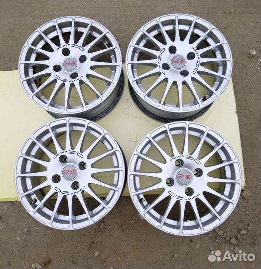 OZ Racing Superturismo r15 4x108