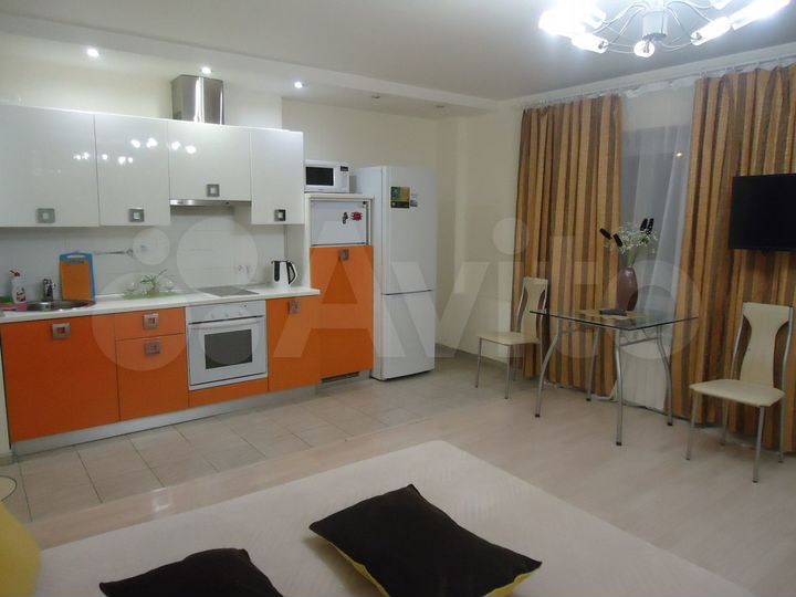 Квартира-студия, 42 м², 3/14 эт.