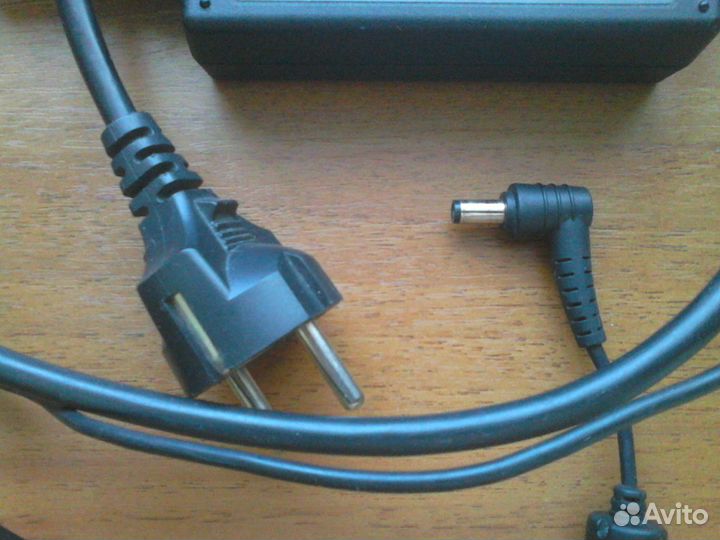 Блок питания от ноутбука Asus