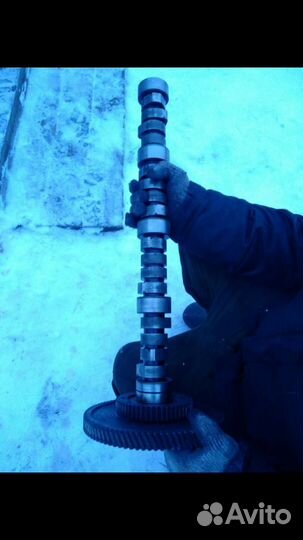 Распредвал на Мерседес 1838