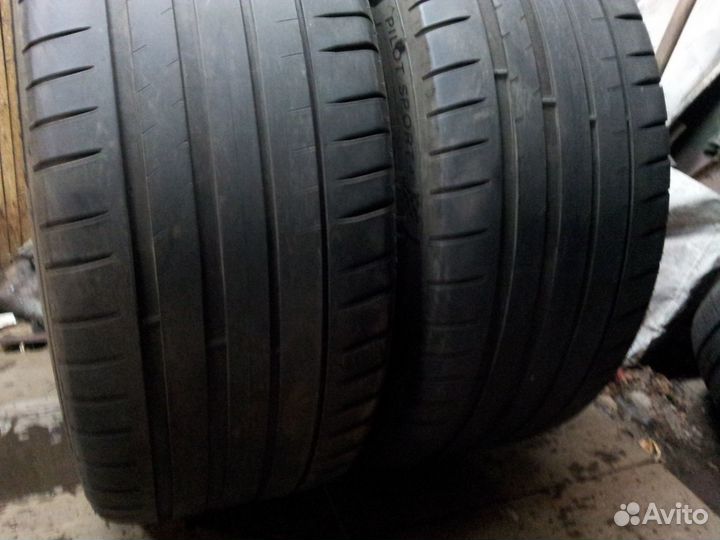 Michelin Pilot Sport 4 245/40 R18 97Y