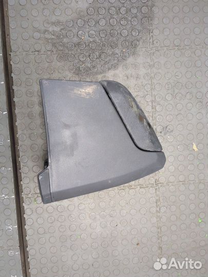 Подлокотник Volvo XC90, 2005