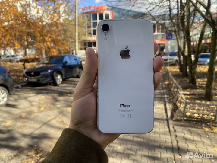 iPhone Xr, 64 ГБ