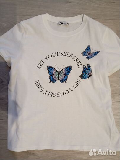 Футболки женские