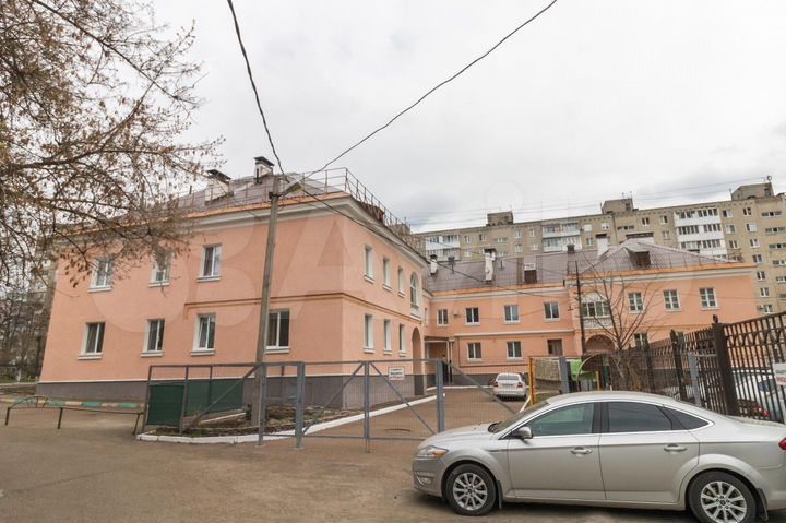 4-к. квартира, 137 м², 2/2 эт.