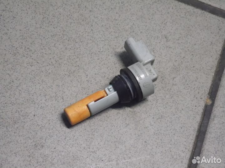 Датчик уровня жидкости омывателя Пежо Рено