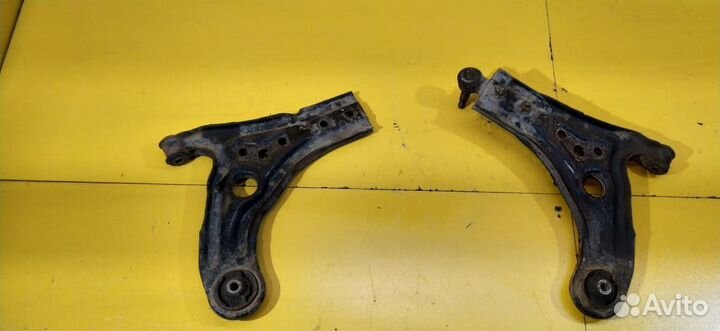 Рычаг передний Chevrolet Aveo T200 2002–2008