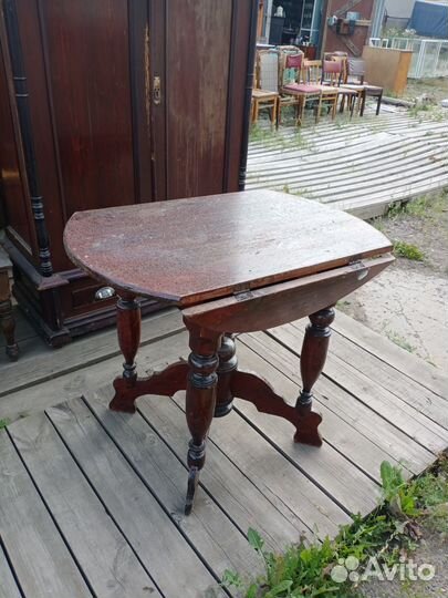 Старинная антикварная мебель