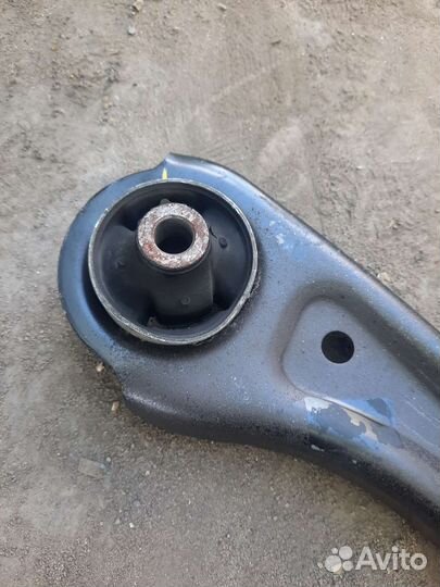 Передний правый Рычаг Kia k5