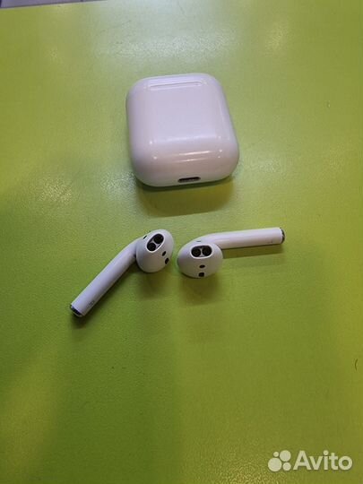 Наушники TWS Apple Airpods 2 белый