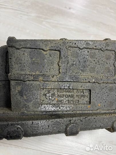 Фасонная деталь багажного отделения BMW X3 F25