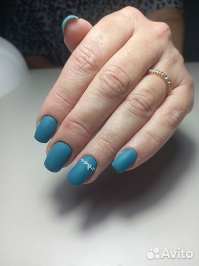 Мастер маникюра