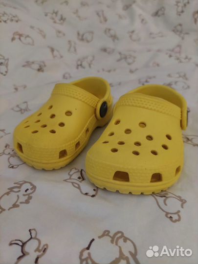 Сандали crocs c4