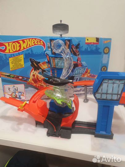 Hot wheels аэропорт