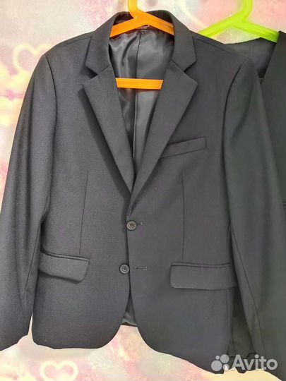 Костюм тройка для мальчика 128