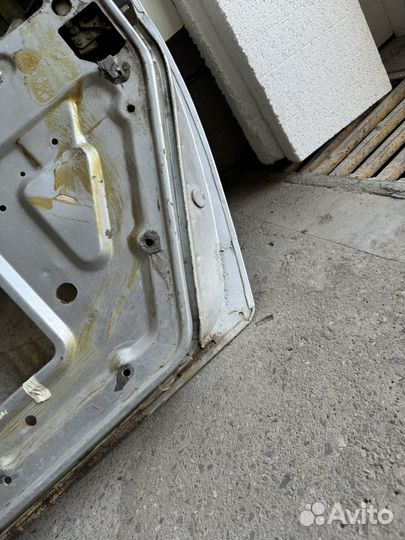 Дверь волга 31105 3102