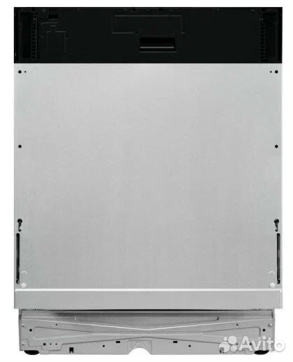 Встраиваемая посудомоечная машина Electrolux EEG47