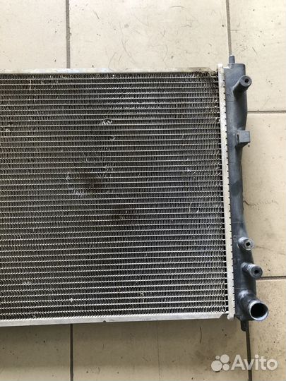 Радиатор охлаждения двигателя Mitsubishi Colt Z30