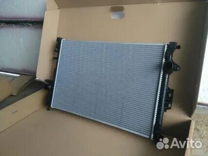 Радиатор охлаждения Honda